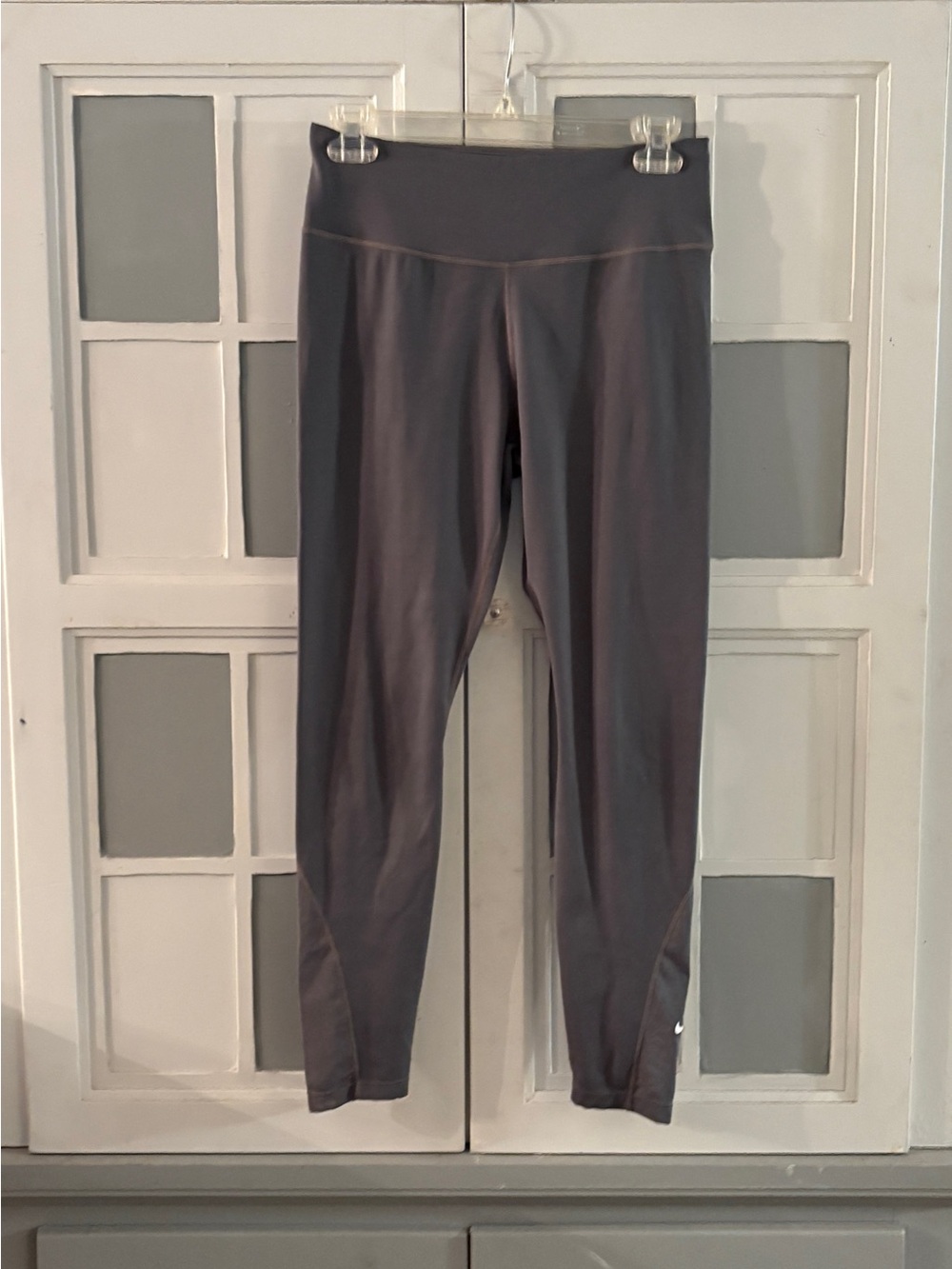 Nike Dri-Fit Charcoal Gray High-Rise Leggings